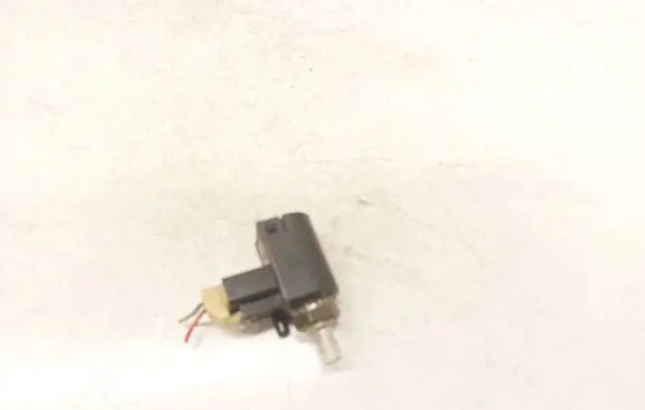 Toyota Avensis T250 Brake pedal sensor switch CV591