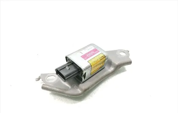 Lexus RX 330 - 350 - 400H Airbag deployment crash/impact sensor 89834-48020