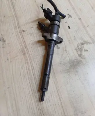 Mazda 3 I Fuel injector 0445110259