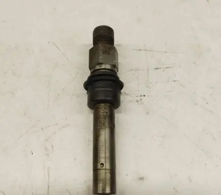 Mercedes-Benz SL R107 Fuel injector 0437502035