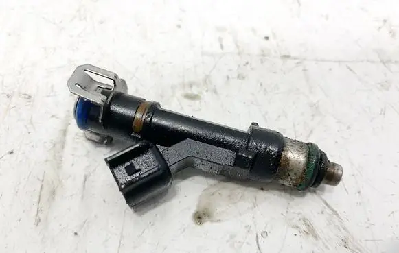 Ford Mondeo MK IV Fuel injector 0280158105