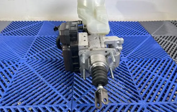 Toyota Corolla E210 E21 ABS Pump 4721012320