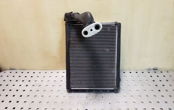 Audi A6 S6 C6 4F Air conditioning (A/C) radiator (interior) 