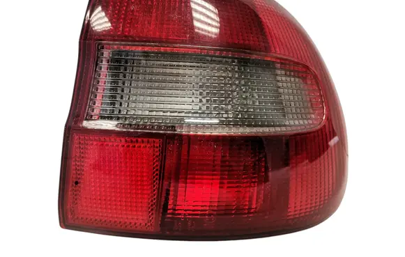Volvo S40, V40 Rear/tail lights 308019 3345729