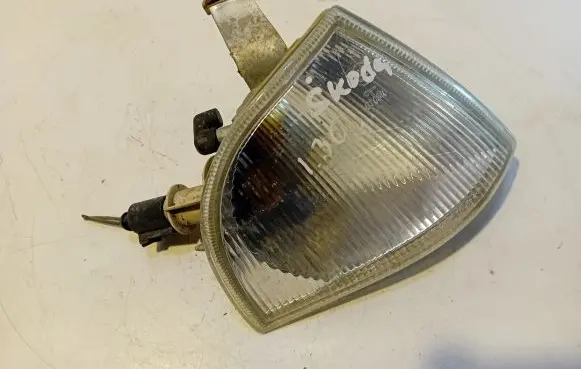 Front indicator light