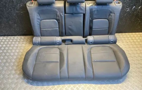 Jaguar I-Pace Rear seat 