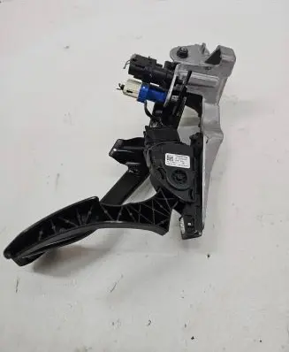 Volvo XC60 Accelerator throttle pedal 31329060 6PV01083403 C95YE02