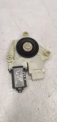 Volkswagen Golf VII Rear door window regulator motor 5Q4959812A