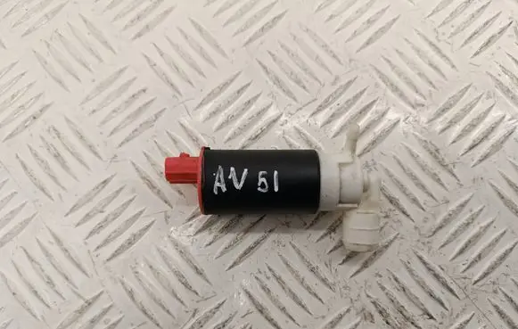Toyota Avensis T250 Windscreen/windshield washer pump 8534005011