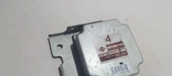 Nissan X-Trail T30 Airbag control unit/module 41650e0070 67916-42030