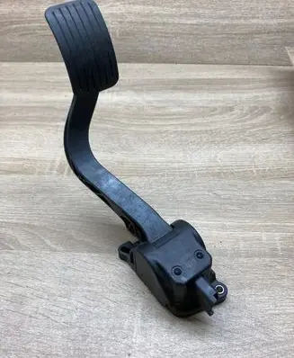 Citroen C4 I Accelerator throttle pedal 9654725380 0280755044