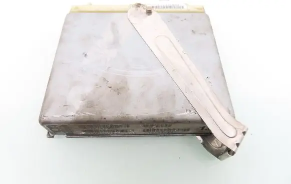 Volvo 850 Engine control unit/module P3515053