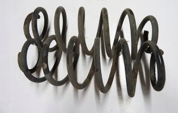 Toyota Auris 150 Rear coil spring