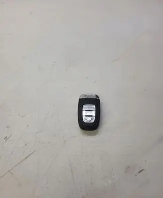 Audi A4 S4 B8 8K Ignition key/card 8T0959754K