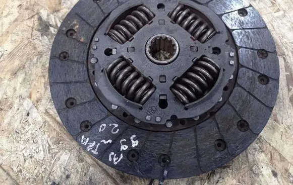 Opel Astra G Clutch pressure plate 323059810 LUK