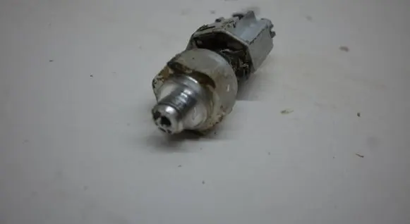 KIA Stonic Air conditioning (A/C) pressure sensor 92ACP812