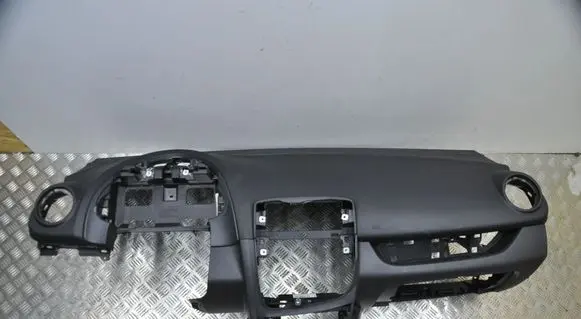 Renault Clio IV Dashboard 682007861R