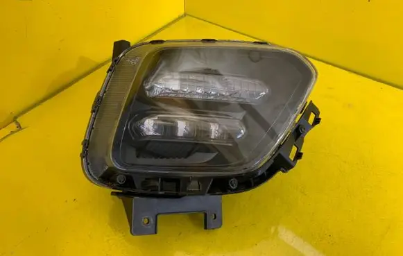 KIA Soul Headlight/headlamp A3040176