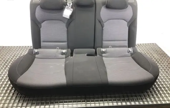 Hyundai i30 Second row seats 
