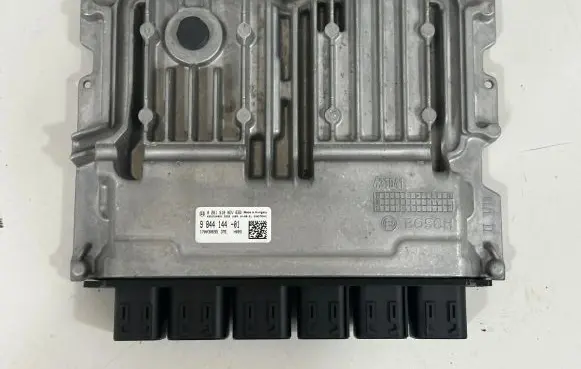 BMW X2 F39 Engine control unit/module 9844144