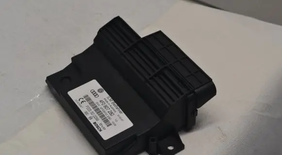 Audi A6 S6 C6 4F Other control units/modules 4F0907280 F005S00099 4F0910280