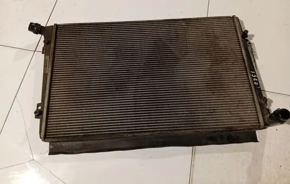 Coolant radiator