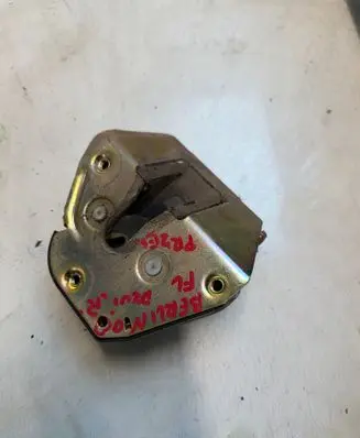 Citroen Berlingo Sliding door lock