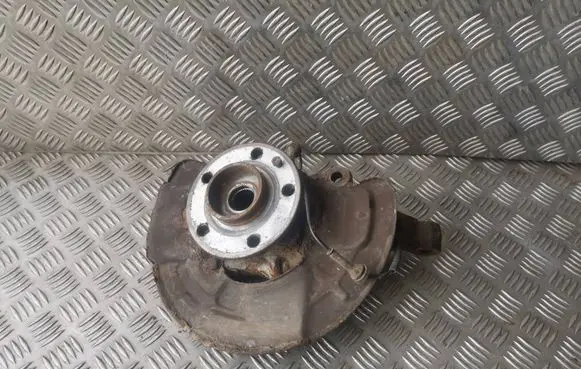 Volvo XC90 Front wheel hub 30636349 P30636349