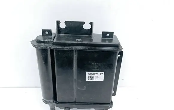 Volvo XC40 Active carbon filter fuel vapour canister 32203645 8888778177