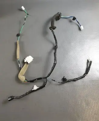 Suzuki Vitara (LY) Rear door wiring loom 3675154P10