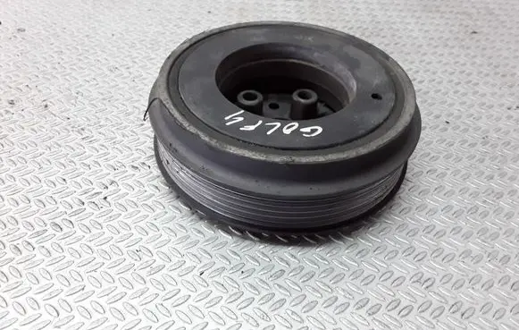 Volkswagen Golf IV Crankshaft pulley 036105243