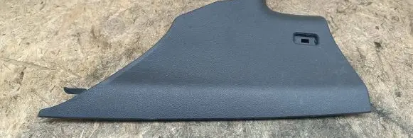 BMW 1 E82 E88 (C) pillar trim 2996106
