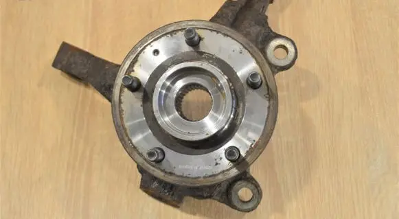 Opel Antara Front wheel hub