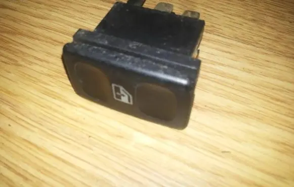 Volkswagen Caddy Electric window control switch
