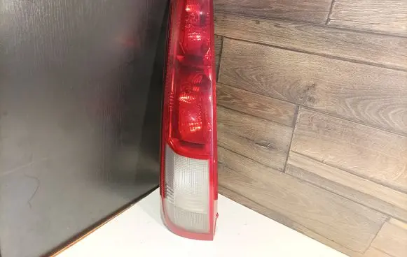 Nissan X-Trail T30 Rear/tail lights