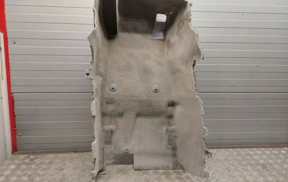 Chevrolet Camaro Front floor carpet liner 84011669