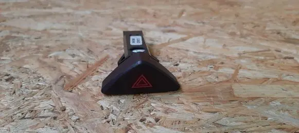 Volvo V70 Hazard light switch 9441045
