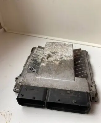 Volkswagen PASSAT B6 Engine control unit/module 03G906018CD 5WP45600AA