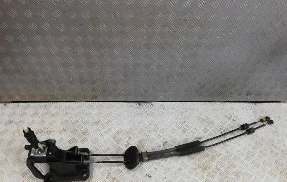 Citroen DS3 Gear shift cable linkage 9807689480 11108801
