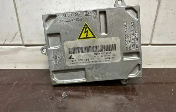Audi A3 S3 8P Xenon control unit/module 1039F01459 1307329115