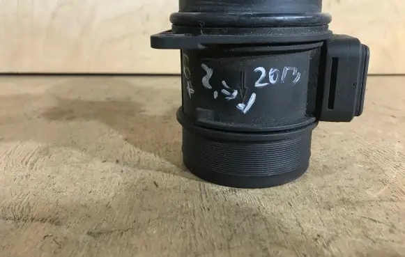 Peugeot 607 Mass air flow meter 5WK97001 9645948780