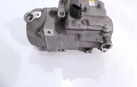 Lexus IS III XE30 Air conditioning (A/C) compressor (pump) 0422000464