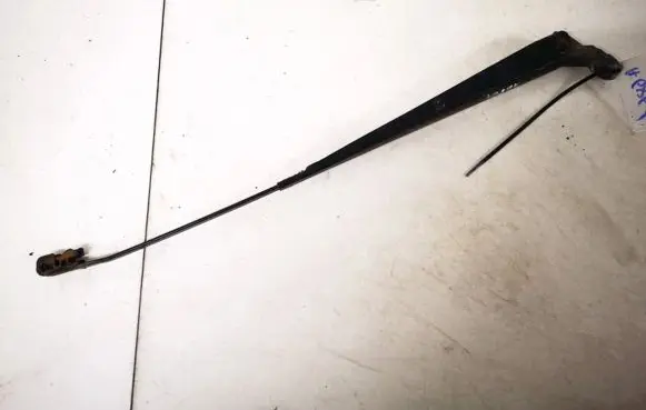 Nissan Terrano Front wiper blade arm