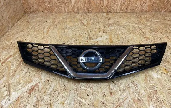 Nissan Pulsar Front bumper upper radiator grill 623103ZL0A