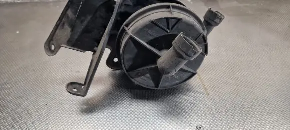 Audi A4 S4 B6 8E 8H Secondary air pump 8E0906613D