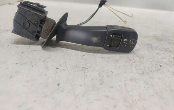BMW 5 E39 Wiper control stalk 8352013