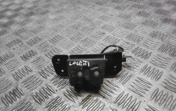 Chevrolet Lacetti Tailgate exterior lock 
