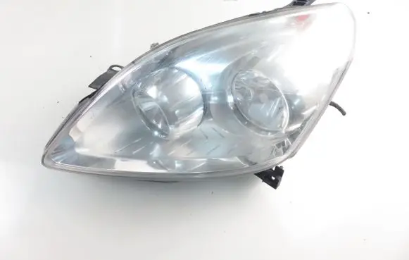 Opel Zafira B Headlight/headlamp