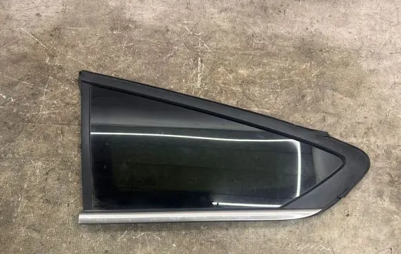 Ford Focus Rear vent window glass JX7BN297B01D