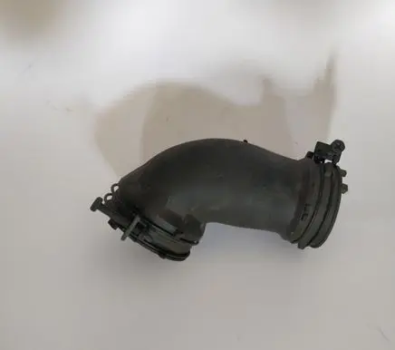 Hyundai Ioniq Air intake duct part 28140G2200 28140
